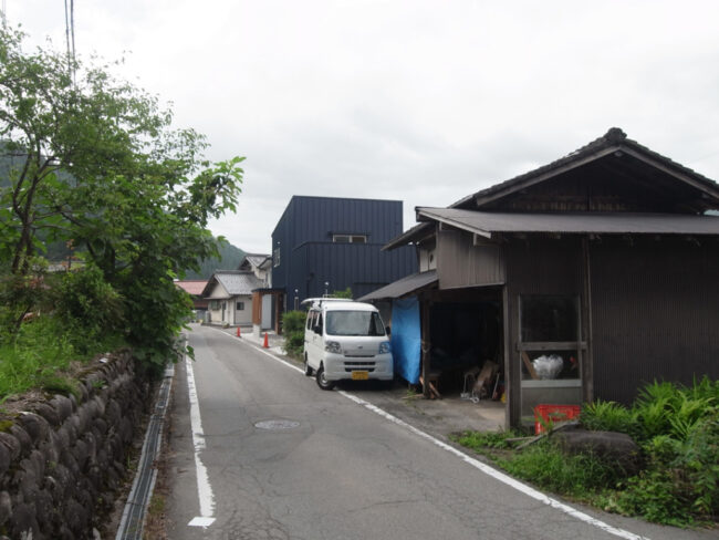 岐阜県郡上市の家、ガルバリウム鋼板による、耐雪住宅。